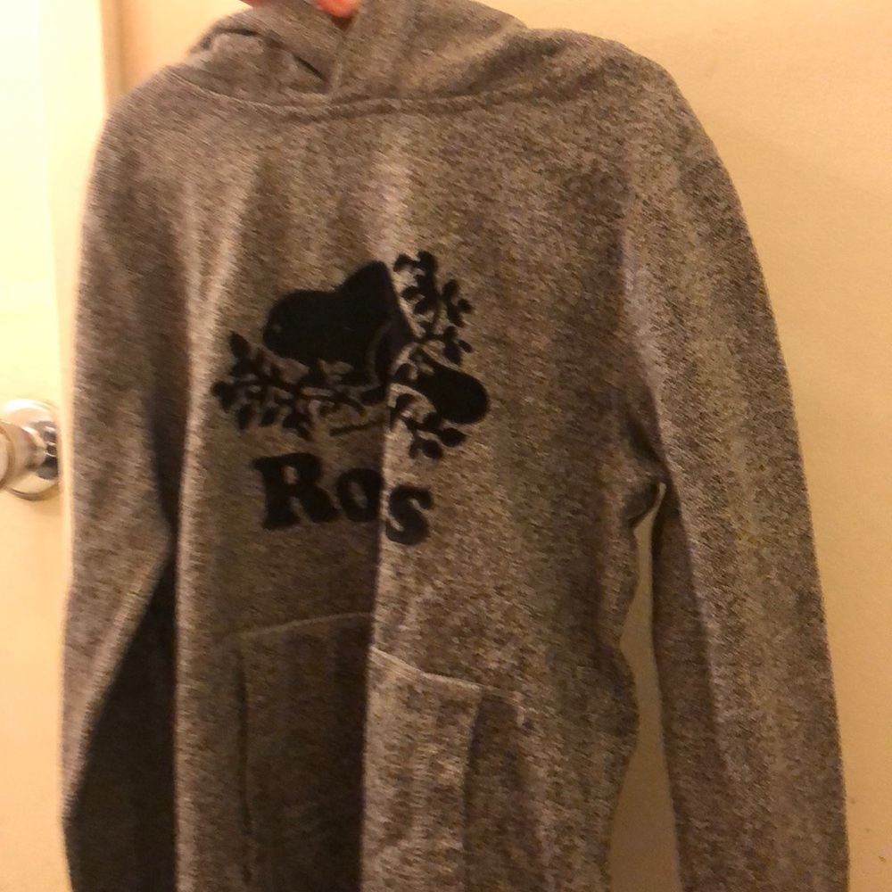 Roots sweater